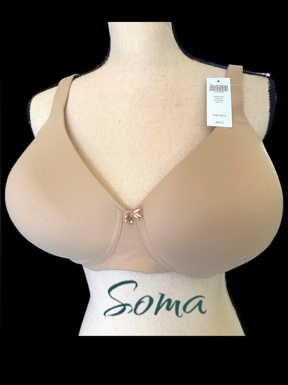 Soma-NWT 40DD tan “embraceable wire free” bra. 3 hook, 3 position. New w/tags!